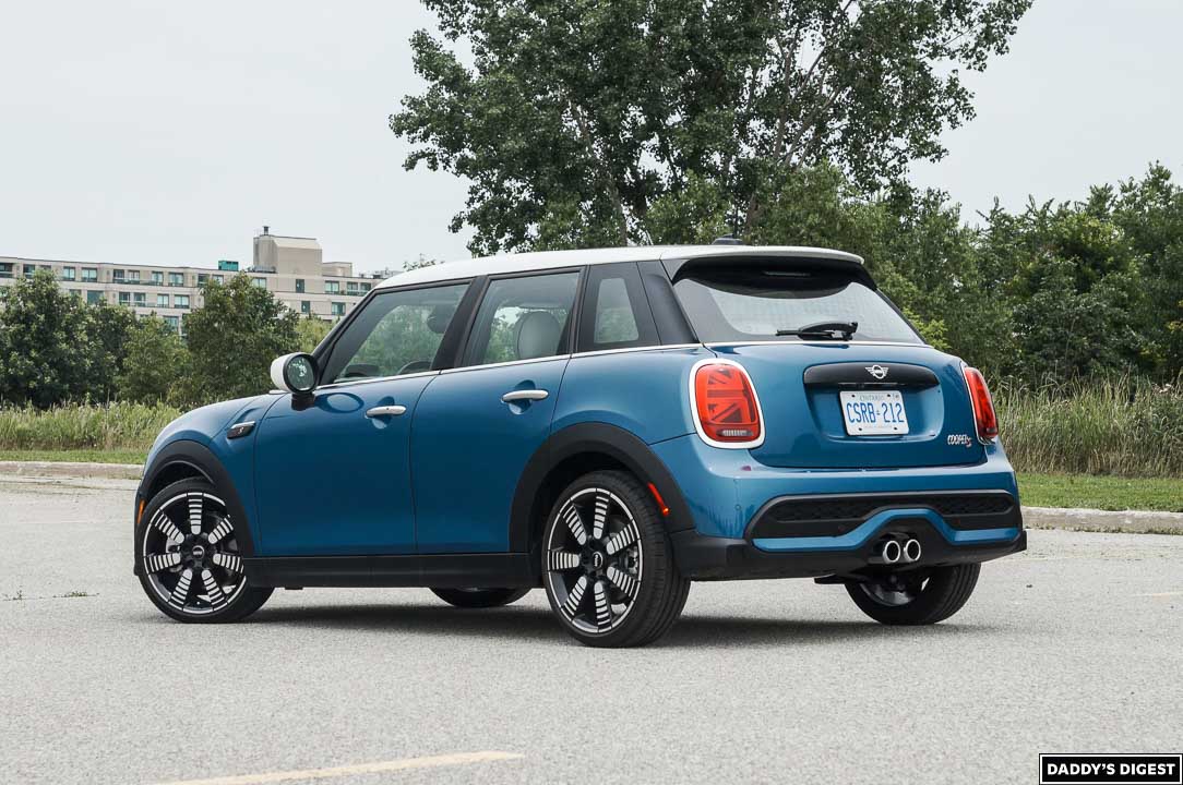 Review: The 2022 MINI Cooper S is more of a high-performance hatchback