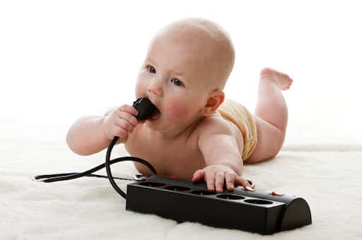 why-do-babies-put-everything-in-their-mouth-health-enews