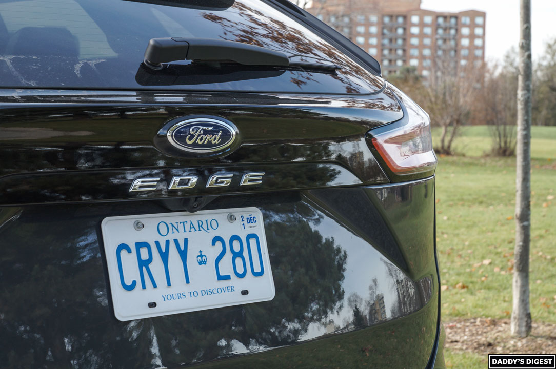 2022 Ford Edge ST-Line Badge