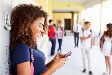 Should Mobile Phones Be Banned From Schools?