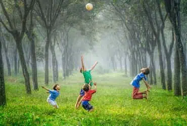 4 Ways To Keep Your Child In A Comfortable, Confident Headspace As They Grow