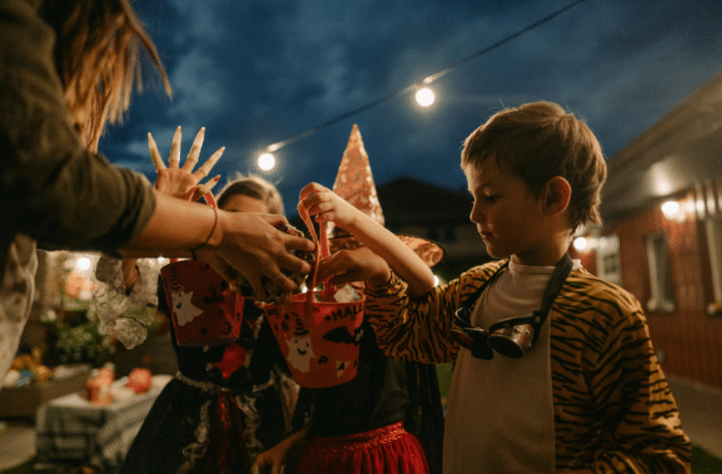 Helpful Tips for a Safe Halloween from a former Police Officer (and Dad)