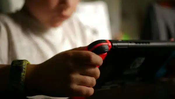 At What Age Should a Child Play Video Games?
